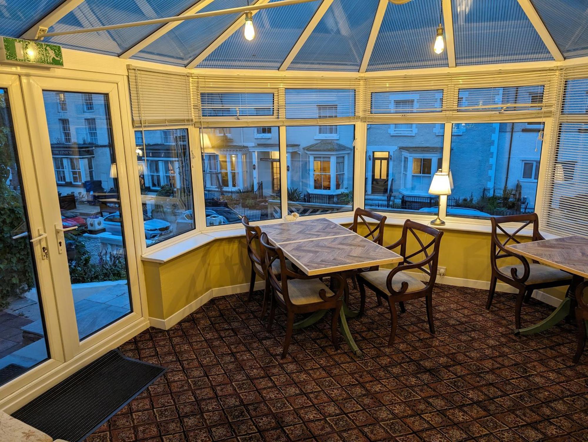 兰迪德诺The Chelsea住宿加早餐旅馆 外观 照片